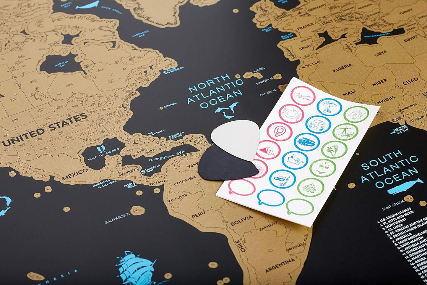 Carte du Monde à gratter XXL - Carte du Monde en Poster Extra Large + Carte à gratter de l'Europe en Bonus. Inclut un Tube Cadeau Deluxe Personnalisé et 2 Cartes Détaillées - ArtAndToys