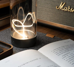 Lampe minimaliste design / Led Magnetique pour bureau ou chambre ArtAndToys