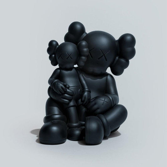 Sculpture HOLIDAY CHANGBAI MOUNTAIN BLACK by KAWS ArtAndToys