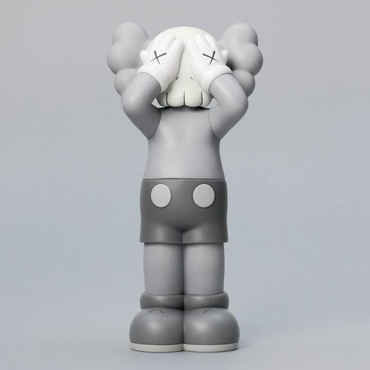 Sculpture HOLIDAY UNITED KINGDOM 2021 GREY by KAWS ArtAndToys