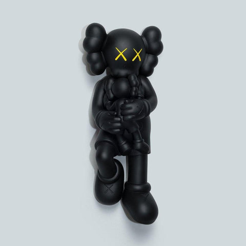 Sculpture Holiday Singapore Black by KAWS ArtAndToys