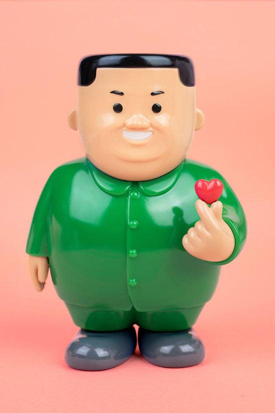 Sculpture K-LOVE (GREEN) by JOAN CORNELLA ArtAndToys