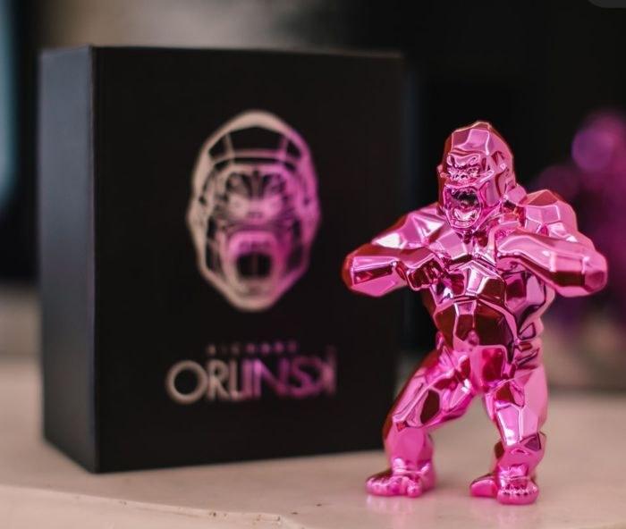 Sculpture Kong Spirit Pink by Richard Orlinski ArtAndToys