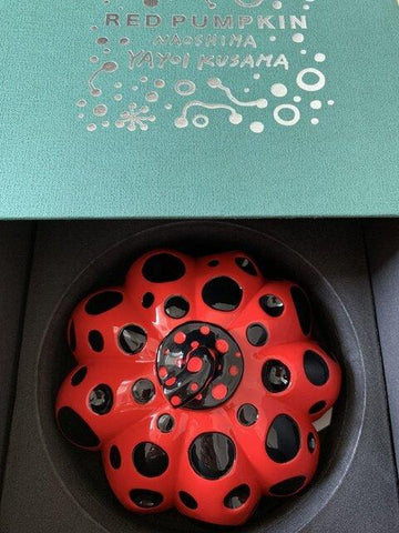 Sculpture Red Pumpkin Naoshima by YAYOI KUSAMA ArtAndToys