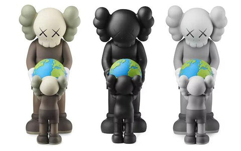 Sculpture THE PROMISE PACK by KAWS ArtAndToys