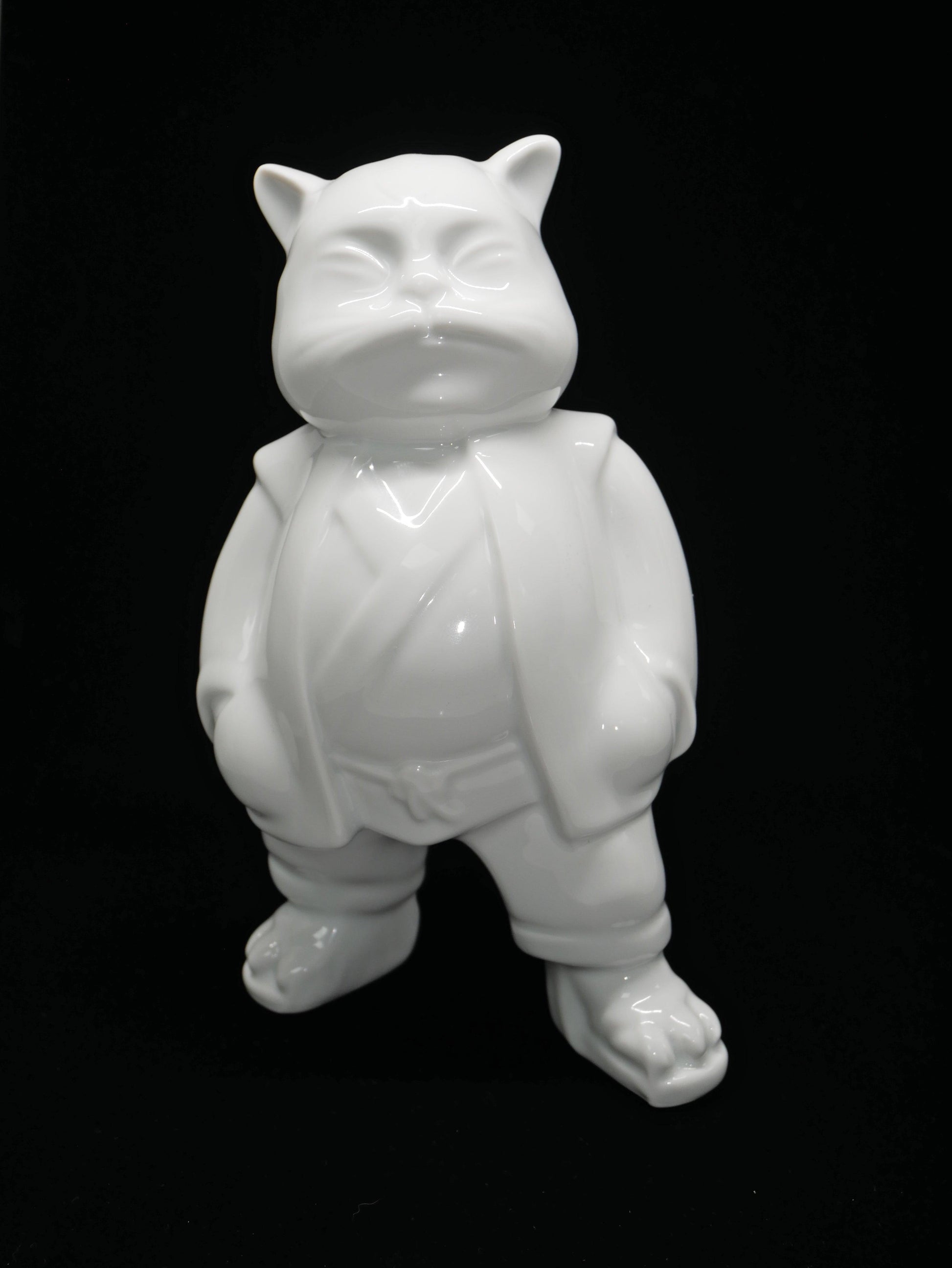 Sculpture UrbanCat Porcelain by Hiro Ando ArtAndToys