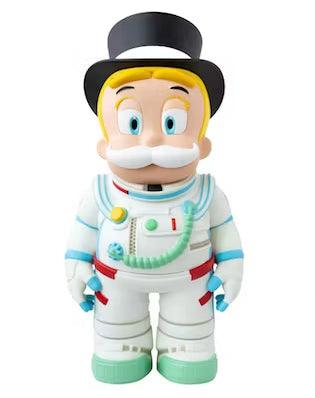 sculpture Spaceman Richie by Alec Monopoly ArtAndToys