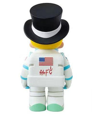 sculpture Spaceman Richie by Alec Monopoly ArtAndToys
